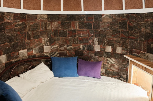 Номер со спелеокомнатой двухместный двухкомнатный